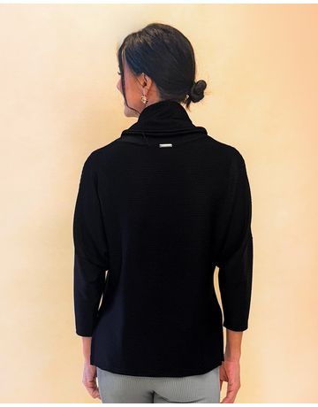 Blusa Manga 3/4 e gola boba canelada - Preto
